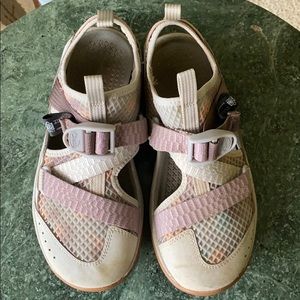 Chaco women’s size 5